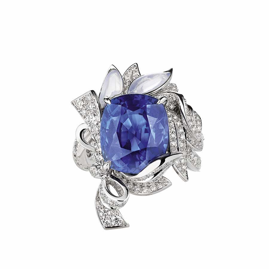 chaumet-anello-firmament-apollinien-oro-bianco-zaffiro-diamanti-vista-superiore chaumet-anello-firmament-apollinien-oro-bianco-zaffiro-diamanti-vista-superiore