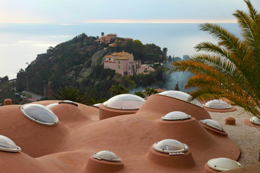 Galleria Carla Sozzani-pierre-cardin-palais-bulles_vista esterna