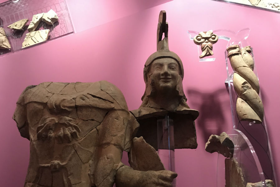 La Roma dei Re in mostra nei Musei Capitolini: Porzioni di antiche decorazioni pertinenti a luoghi di culto