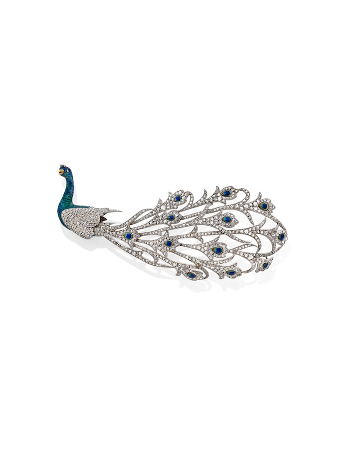 Charles_Mellerio,_Peacock_Brooch,_circa_1910_Diamonds,_enamel_Private_collection_©_Studio_Sébert–photographes,_Laurent_Legendre