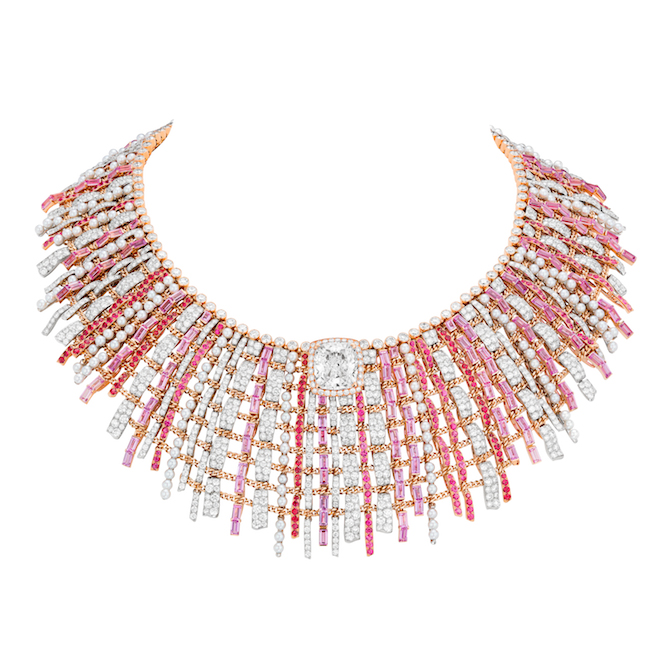 Tweed De Chanel, collana Tweed Couture in platino e oro rosa, con zaffiri rosa, spinelli, diamanti e un diamante taglio cuscino da 10,20 carati.