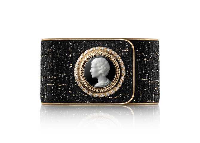 Orologio Chanel Mademoiselle Privé Bouton Camée