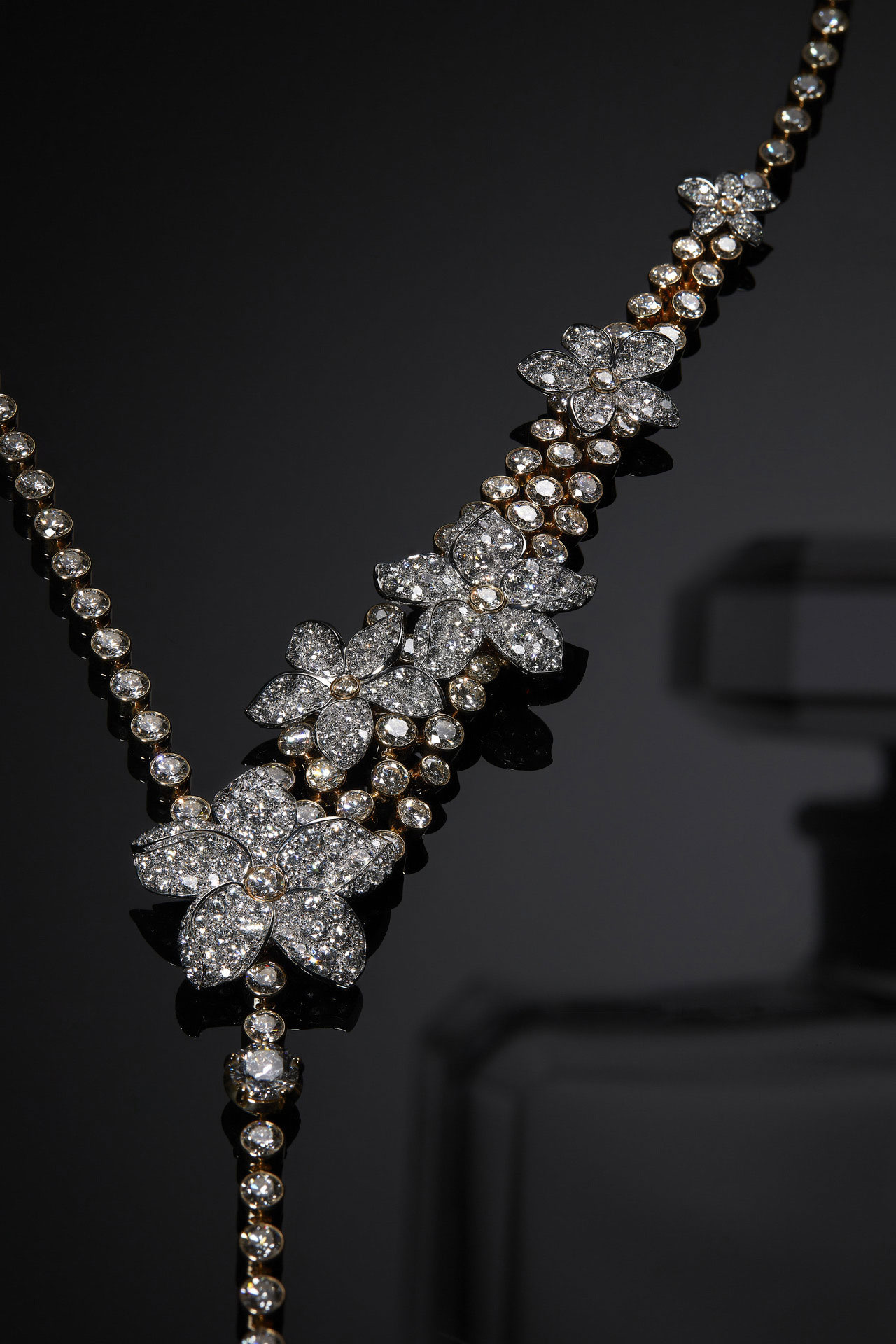 Collection N°5, Chanel High Jewelry. Collana Grasse Jasmine