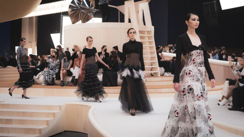 Chanel haute Couture primavera estate 2022 Cover-7